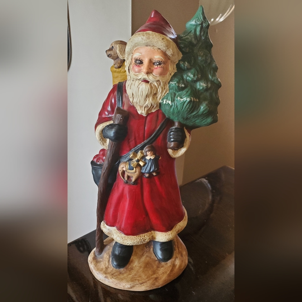 Vintage 1988 ceramic hand painted hobbiest piece Forest Santa Christmas Figurine